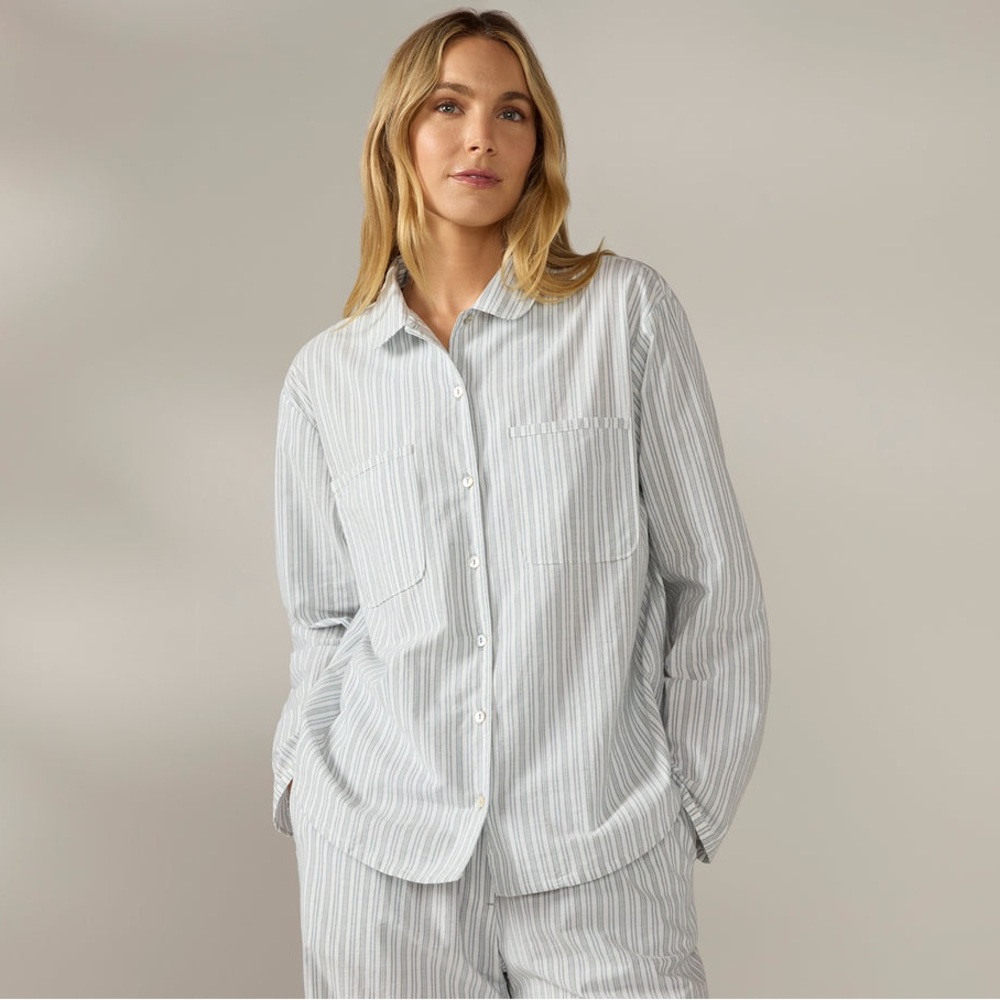 Coyuchi Isla Organic Cotton Long Sleeve Pajama Top in Sage w/ Gulf